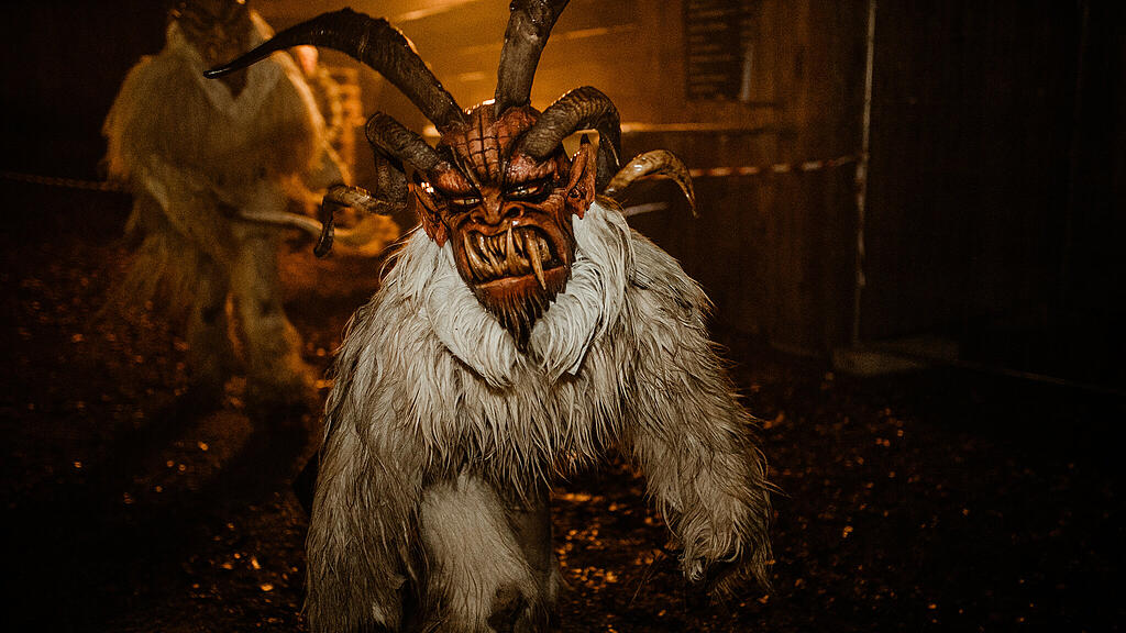 Hallwanger Perchtenlauf