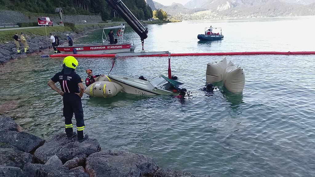 Bootsbergung am Wolfgangsee