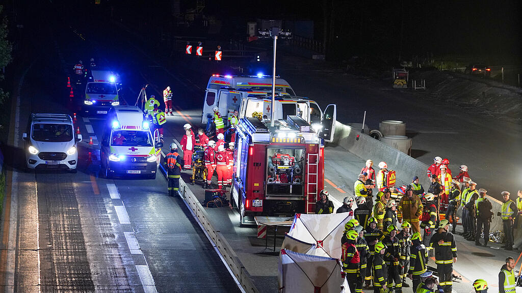 Busunfall auf A1 bei Thalgau