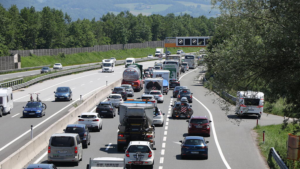 Stau, A10, Salzburg, Tauernautobahn, Verkehr,