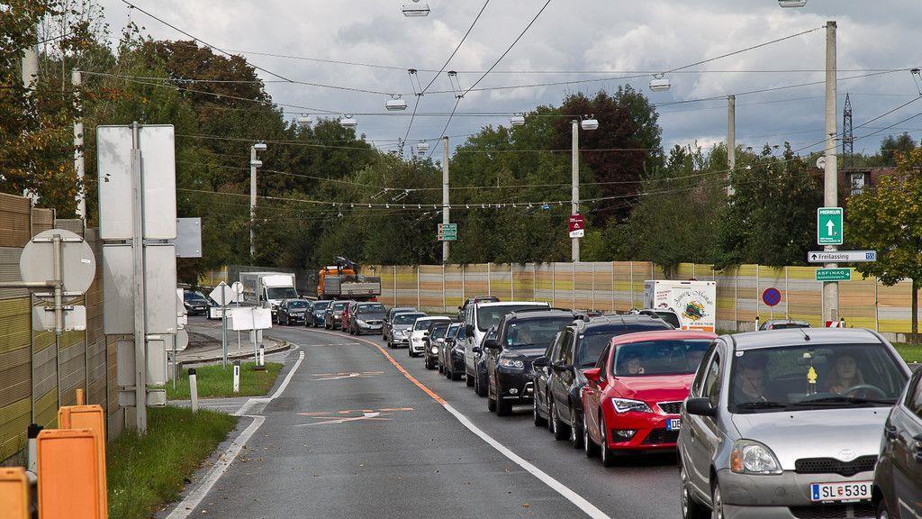 Verkehrschaos am "Tag der deutschen Einheit" in Salzburg