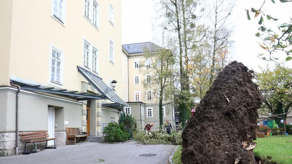 Sturmtief "Herwart" zieht über Salzburg hinweg I