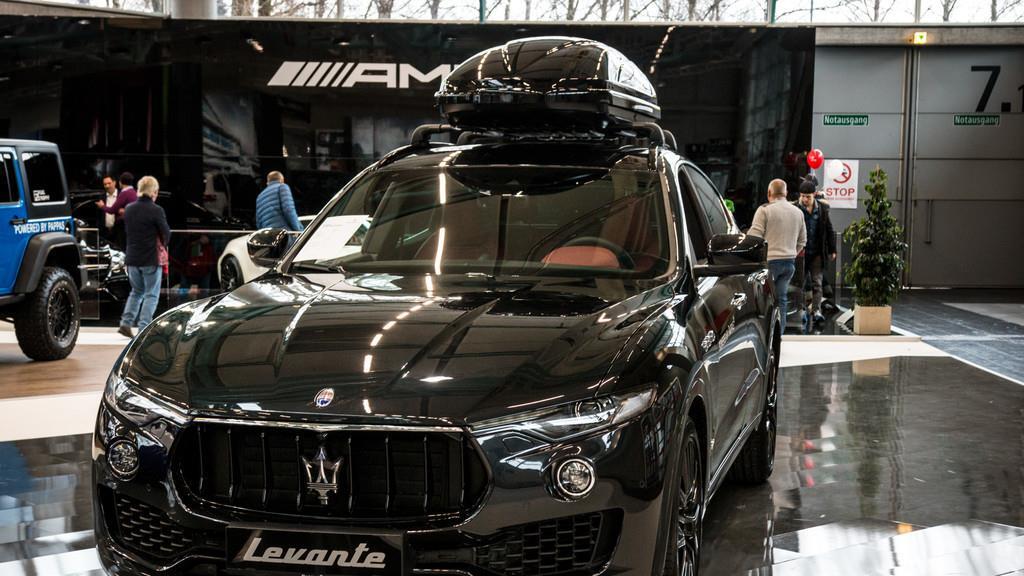 Auto Messe II