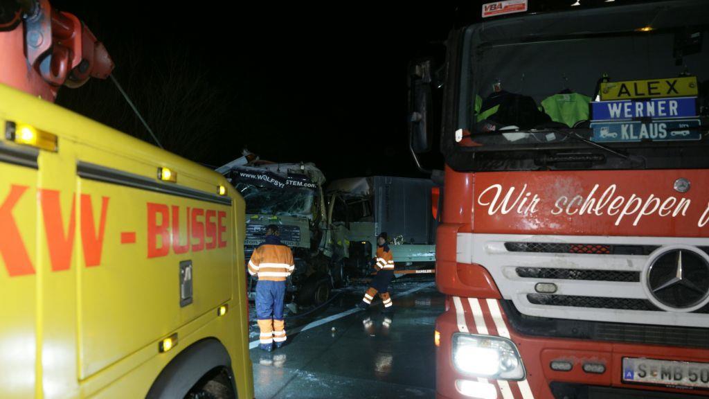 Massencrash im Schneesturm