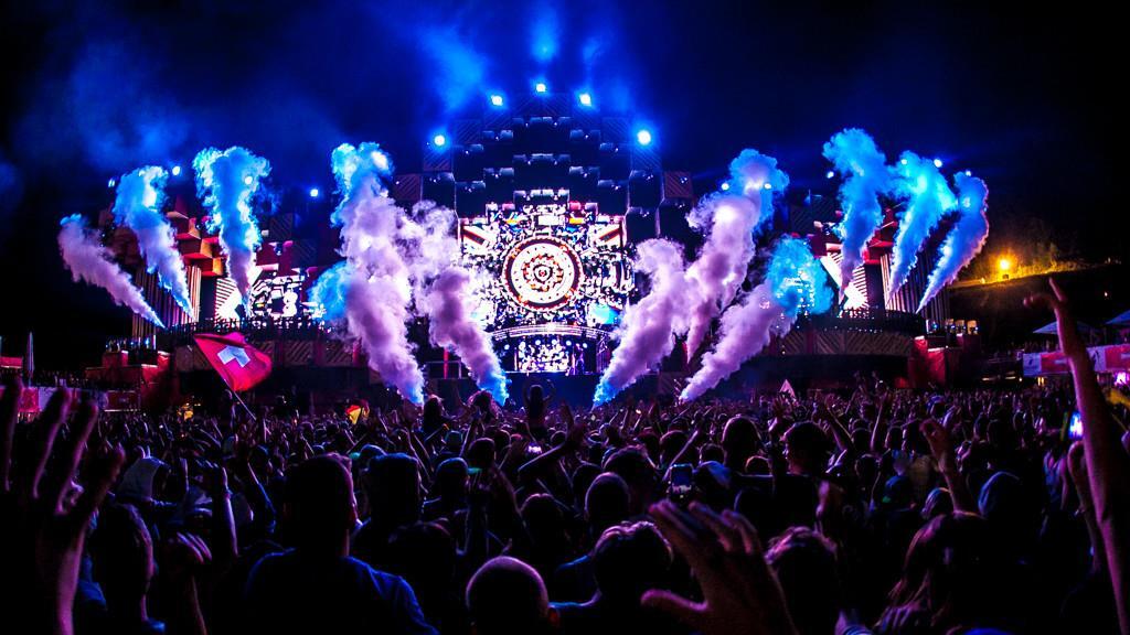 Electric Love Festival 2016: Tag 2, II