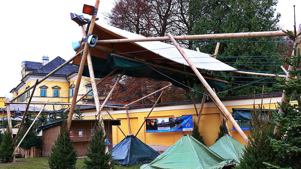 Hellbrunner Adventzauber: Aufbau