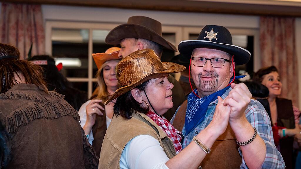 Maskenball der Freiwilligen Feuerwehr Elsbethen