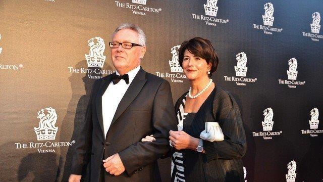 Ritz-Carlton: Eröffnung mit Stars
