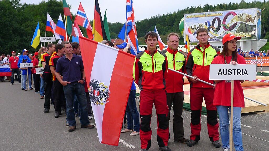 Österreichs Team bei der Forstarbeiter-WM 2012 in Weißrussland.