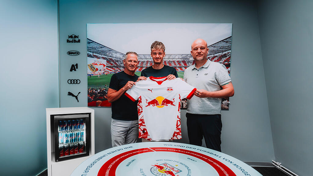 Kerim Alajbegovic unterschreibt beim FC Red Bull Salzburg