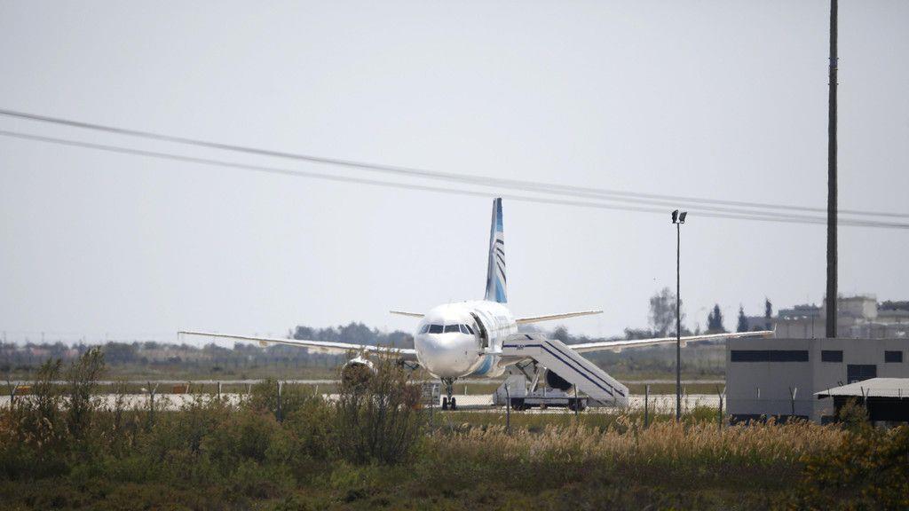 Ägyptisches Flugzeug entführt