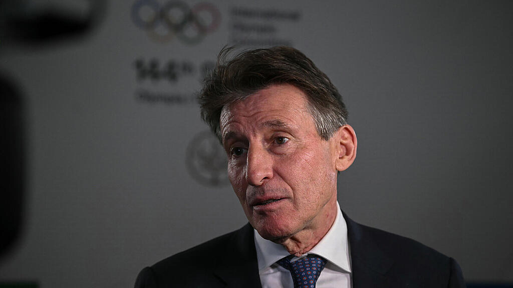 Coe machte einen Diebstahl in seinem Verband öffentlich