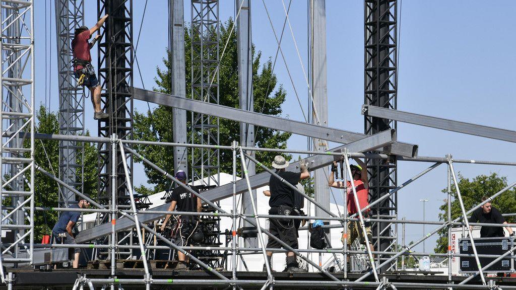 Aufbauarbeiten Donauinselfest 2018