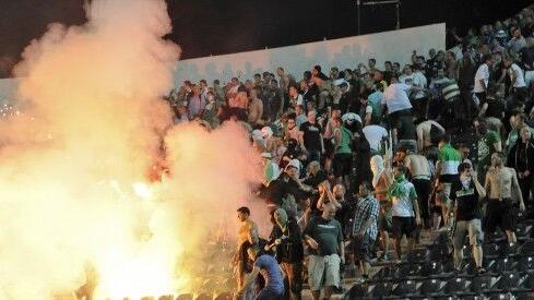Rapid bekam von der UEFA die Höchsstrafe und muss ein Geisterspiel abhalten.