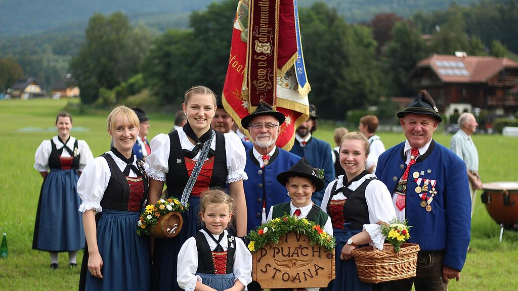 75 Jahre Trachtenverein  D\u00b4Puachstoana