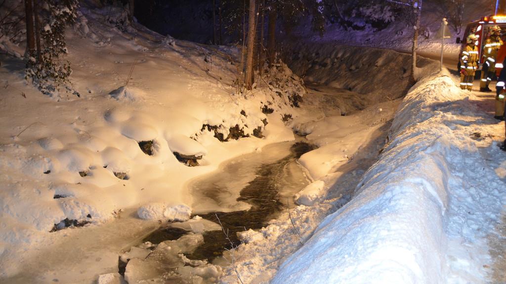 Pkw kracht in Schwarzach in Bach