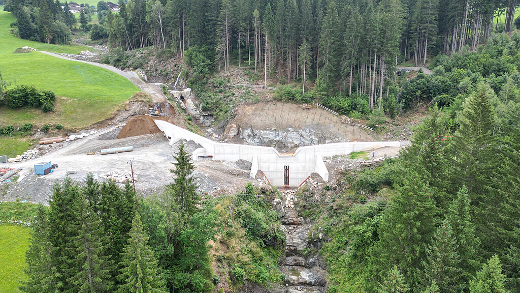 Neue Wildbach-Sperre in Hollersbach