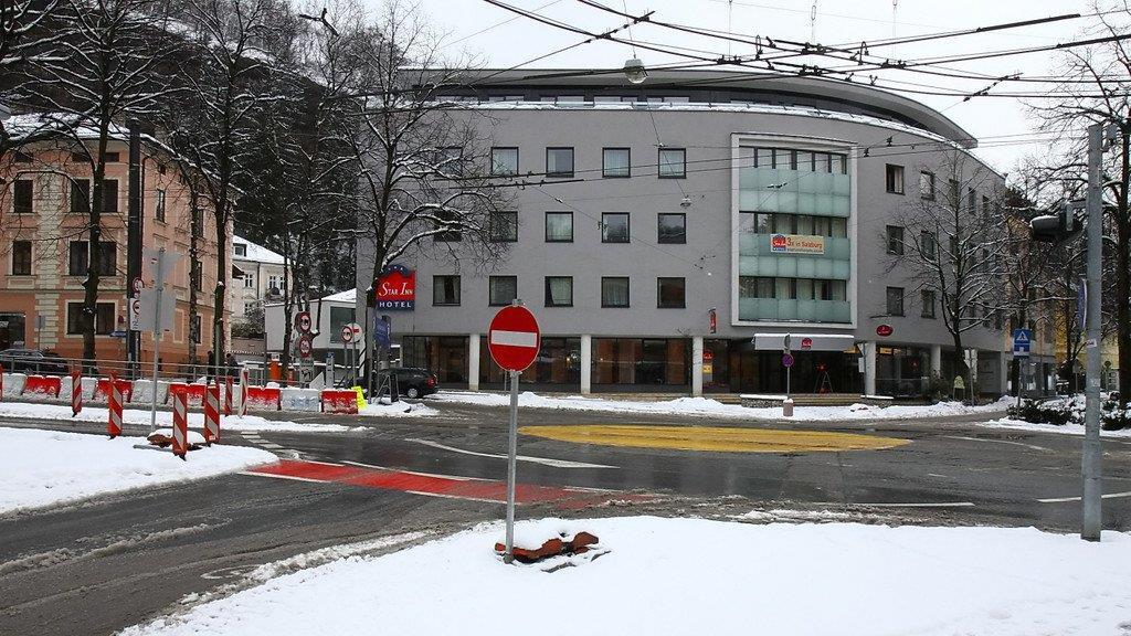 Kreisverkehr am Hildmannplatz