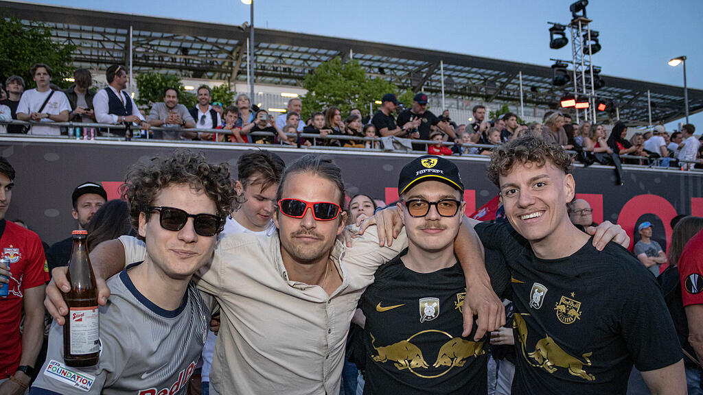 Die gro\u00dfe Meisterparty des FC RedBull Salzburg