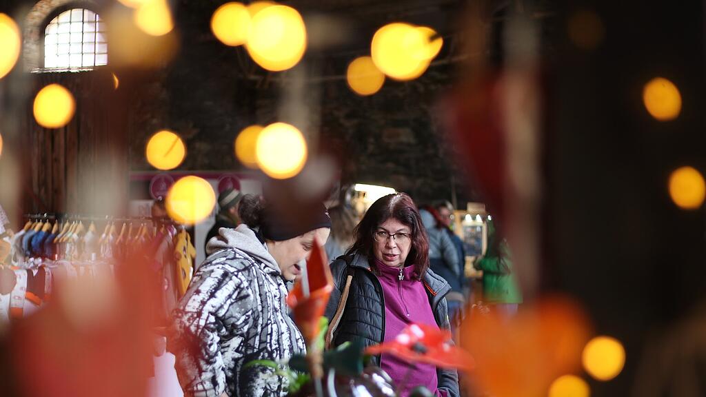 Fr\u00fchlingserwachen in der Glash\u00fctte - Kunsthandwerksmarkt