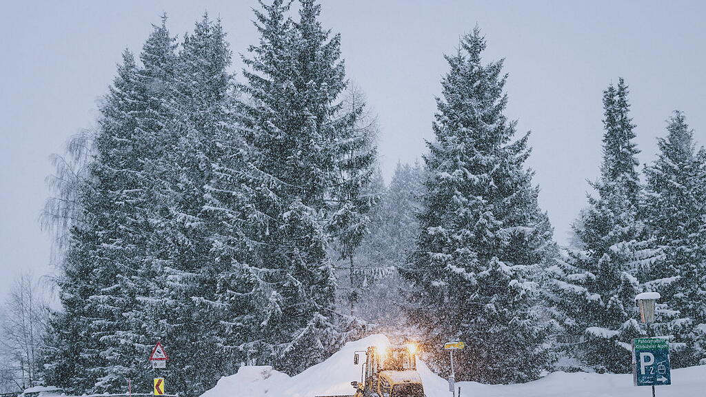 Schneefahrbahn_Pass Thurn
