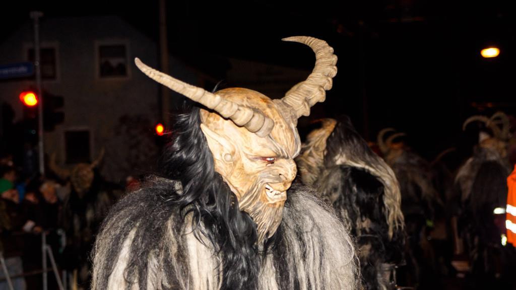 Gnigler Perchtenlauf