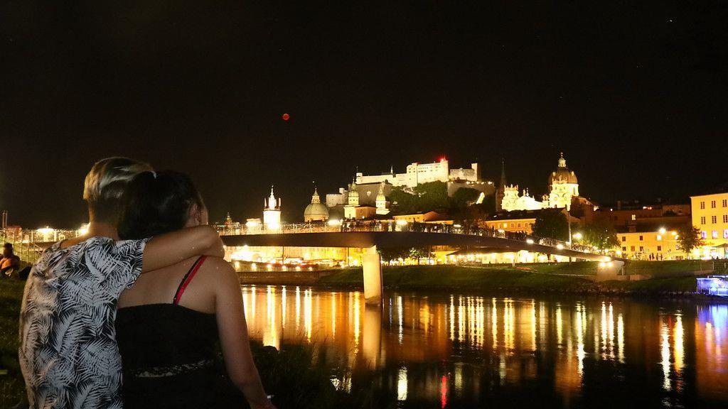 Bilder der Mondfinsternis