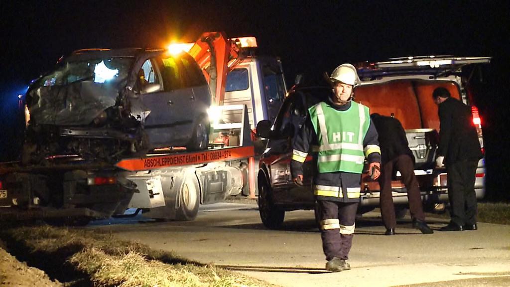 Zwei Tote bei Crash in Tacherting