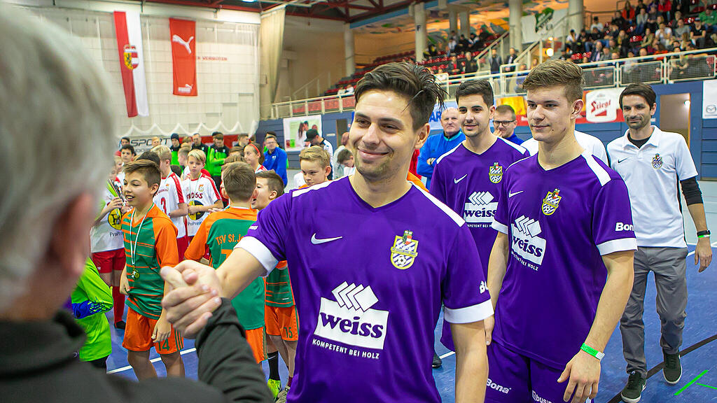 Salzburger Stier, Hallenfu\u00dfball