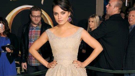 Mila Kunis vor der Premiere von "Die fantastische Welt von Oz"