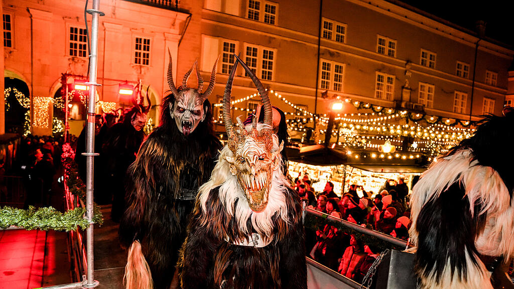 Der Krampuslauf am Christkindlmarkt