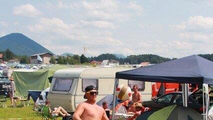 Electric Love: Campingplatz-Impressionen