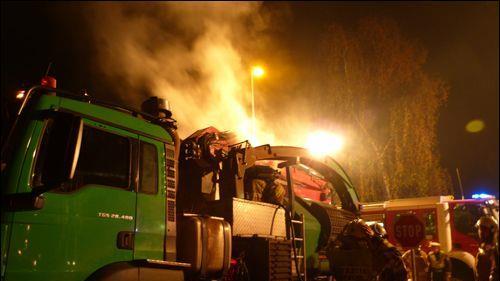 Brand einer selbstfahrenden Arbeitsmaschine in Tamsweg