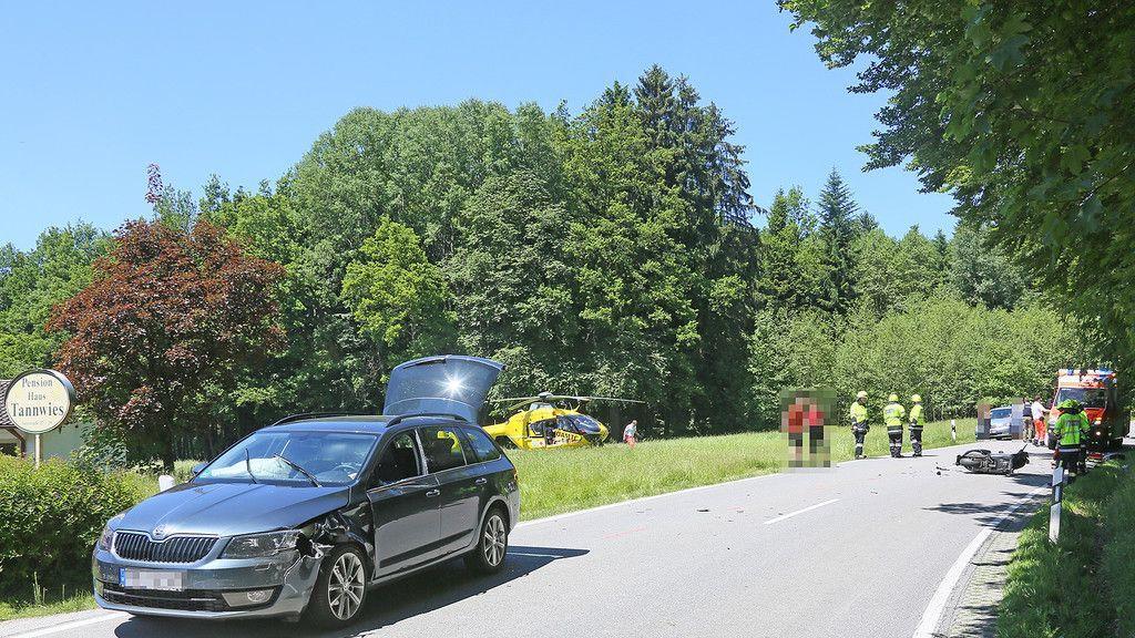 Vespa-Fahrerin in Anger schwer verletzt