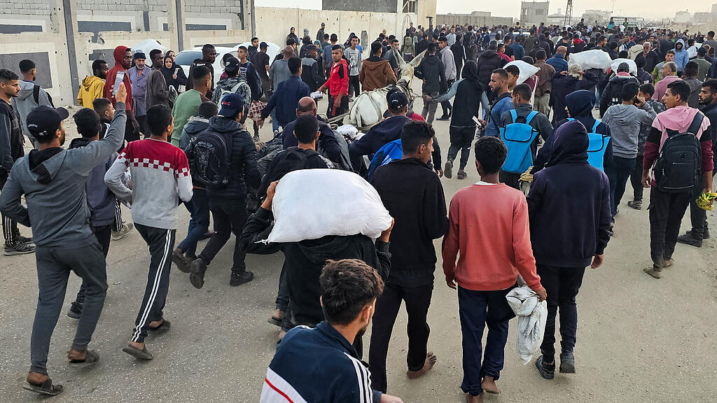 Schüsse auf Ausgabestelle für Hilfsgüter in Rafah: Mindestens 24 Tote
