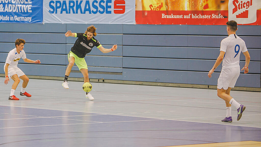 Salzburger Stier, Hallenfu\u00dfball