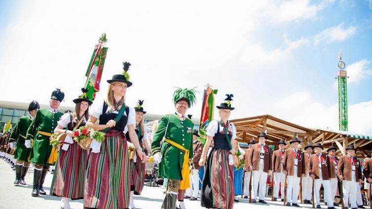 40. Salzburger Dult eröffnet, II