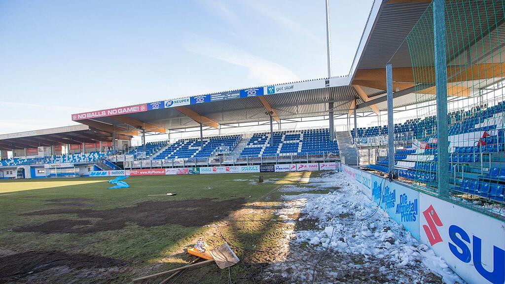 Der SV Grödig muss neben der Rasenheizung nun auch noch für die Geldstrafe aufkommen.