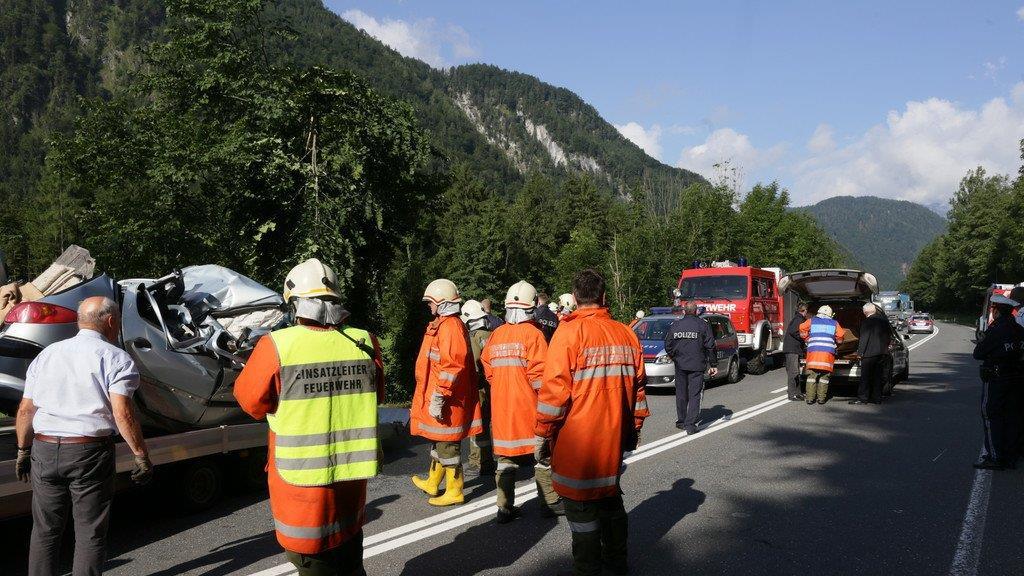 Tödlicher Crash auf B162