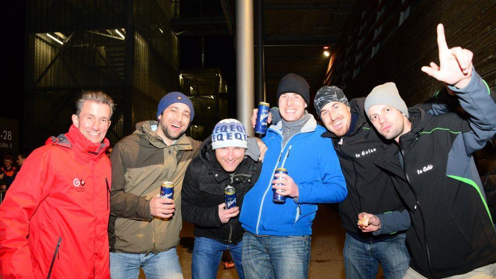 Fußballfans nach dem Spiel