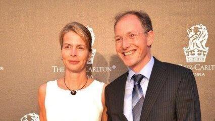 Ritz-Carlton: Eröffnung mit Stars