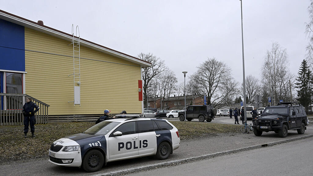 Schüsse Schule Finnland