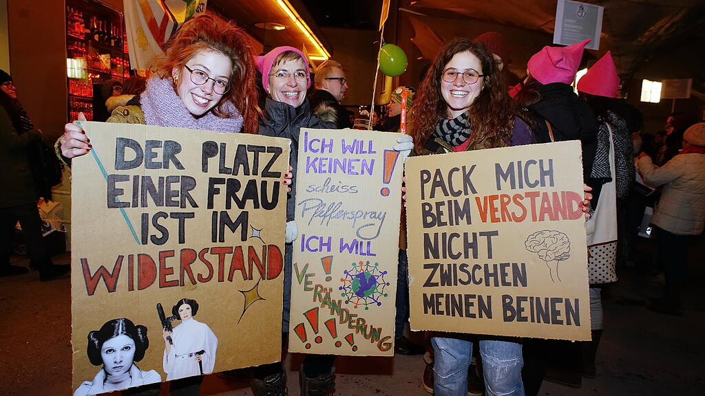 Bei "One Billion Rising" wird eine gesellschaftliche Veränderung gefordert.
