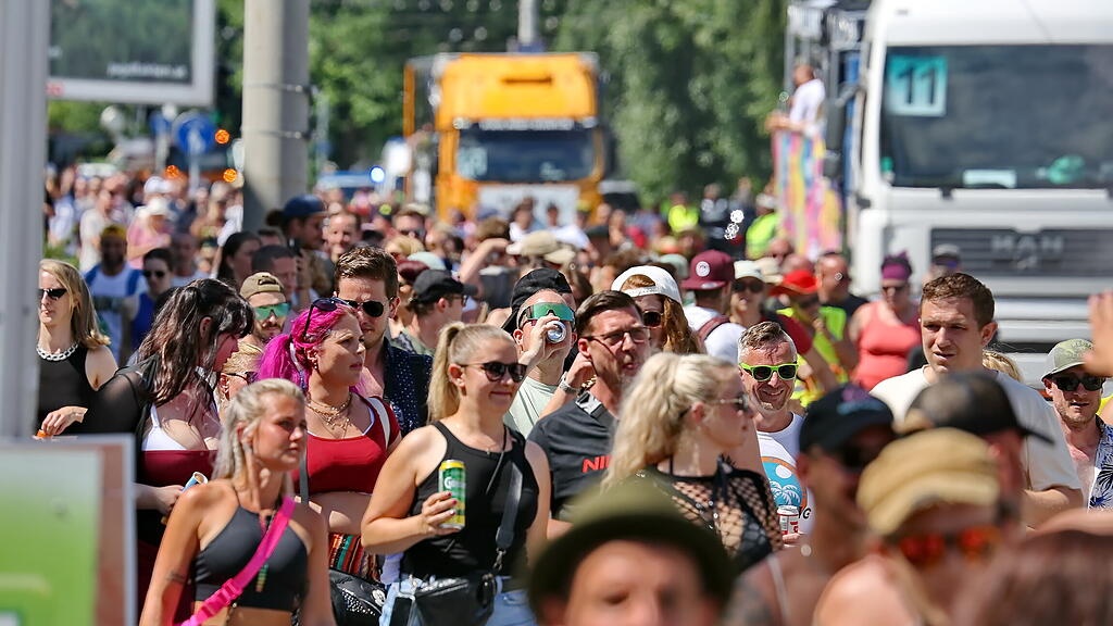 Unite Parade II