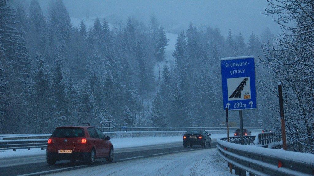 Schneechaos auf A10