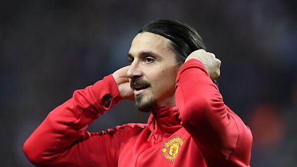 Ibrahimovic bleibt noch länger bei United