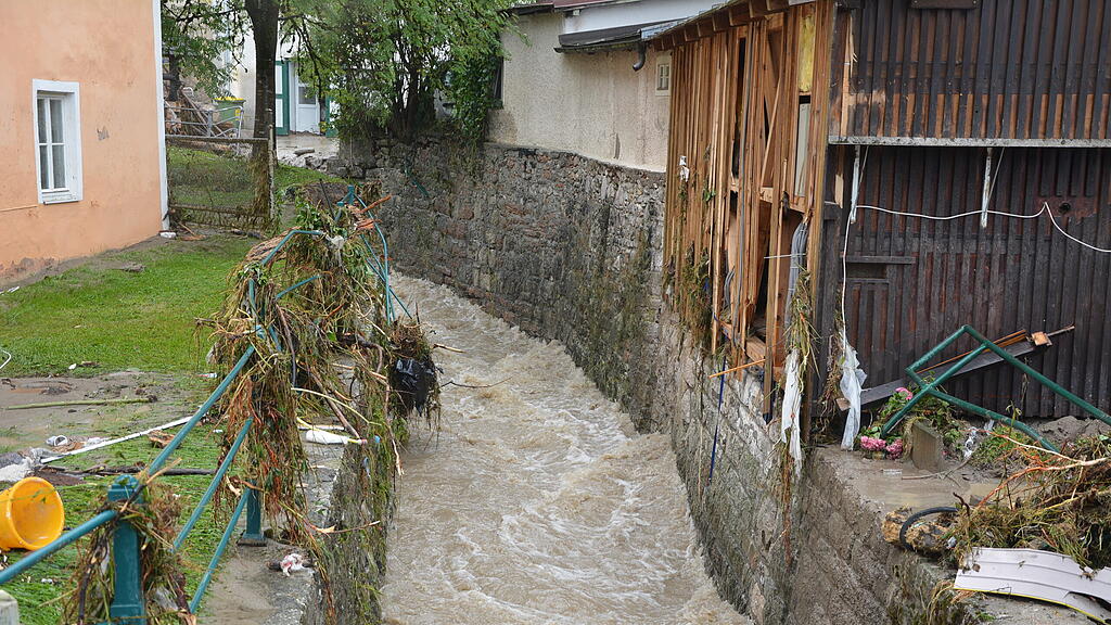 Aufräumen in Hallein