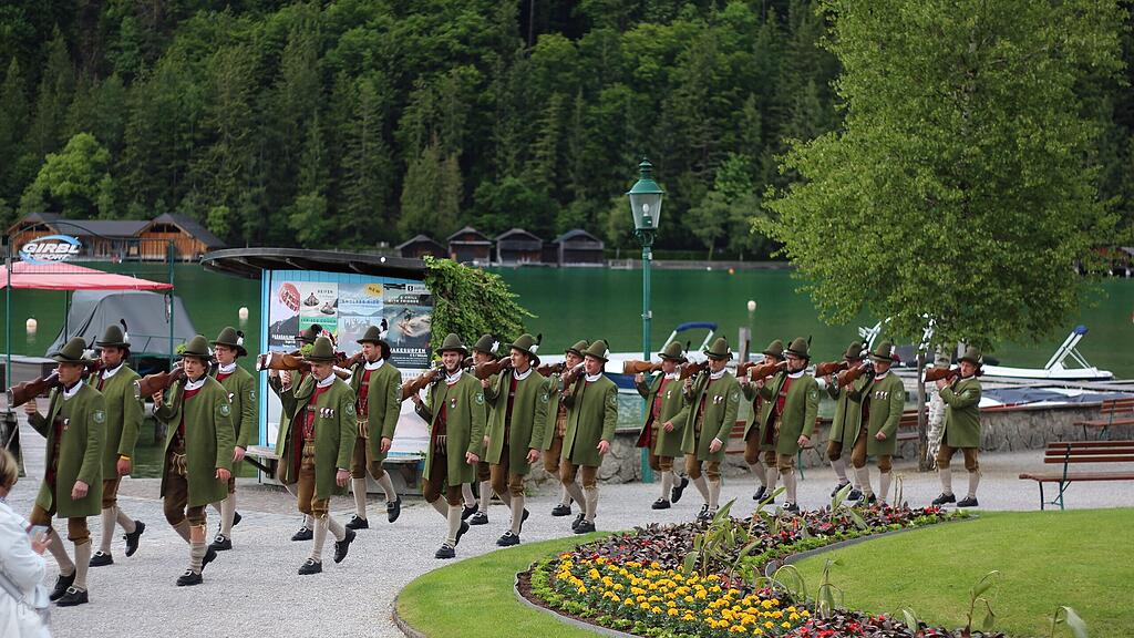 100 Jahre "d’Bleckwandla" in Strobl