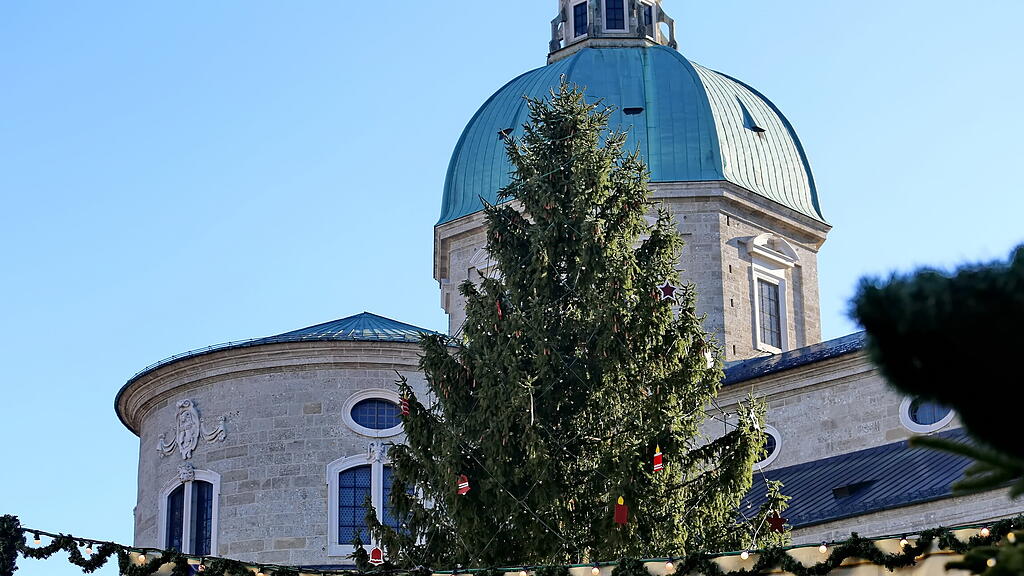 Salzburger Christkindlmarkt am 4. Adventsonntag