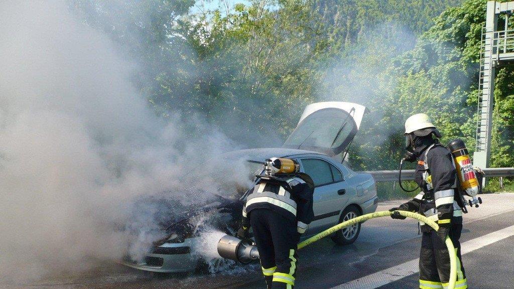A8: Pkw ausgebrannt II